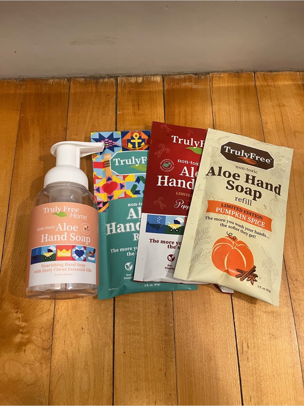 TrulyFree Foaming Hand Soap Kit Pumpkin Spice, Peppermint, Aloe Holiday